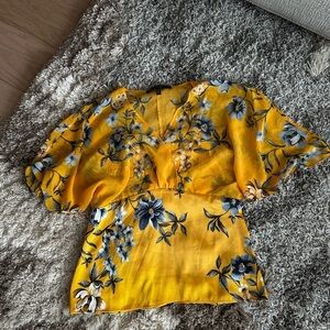 NWOT White House Black Market Yellow Floral Blouse